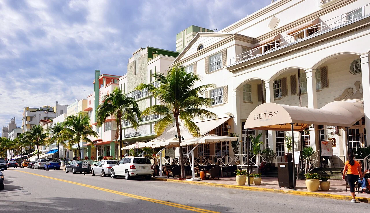 Art Deco buildings and sidewalk cafes along Ocean Drive in South Beach