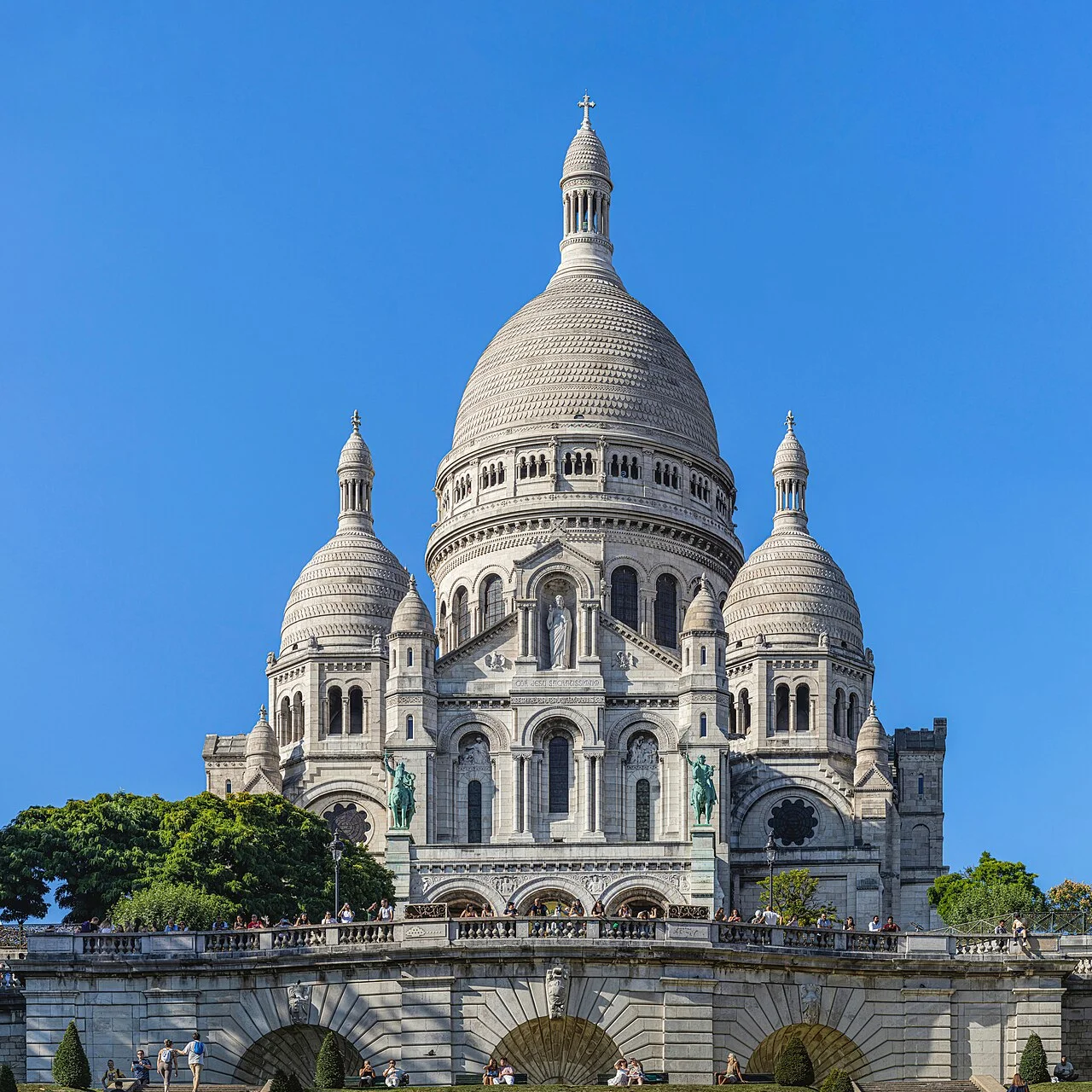 Sacré-Cœur basilica seen from the gardens below in Montmartre
