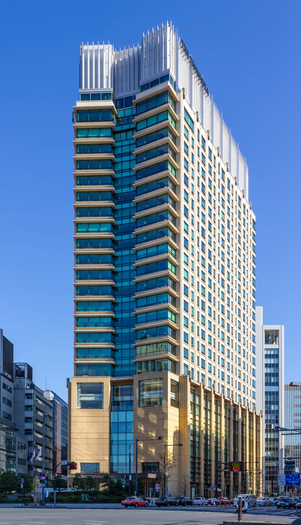 The Peninsula Tokyo tower and entrance
