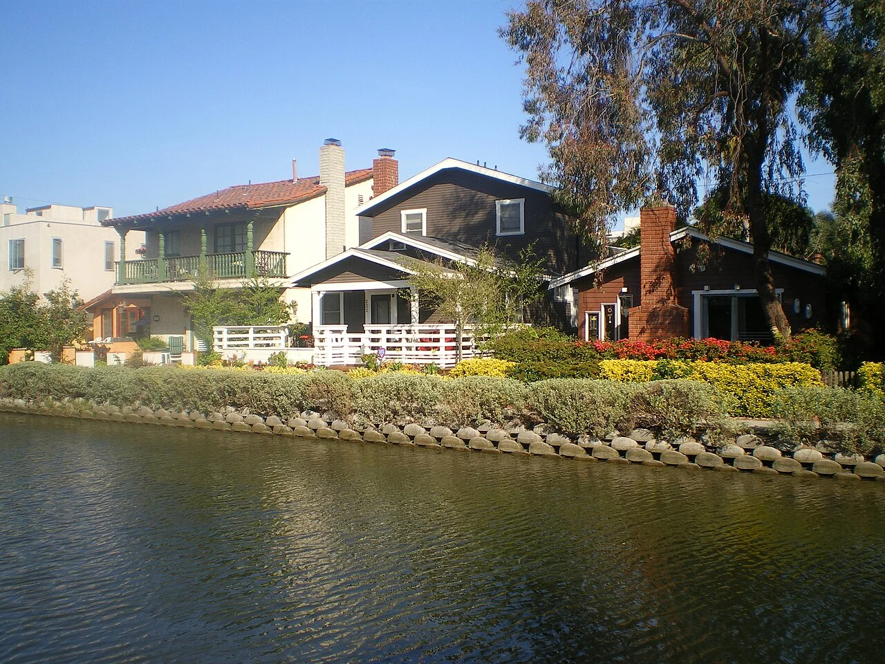 Homes and footpath beside the Venice canals