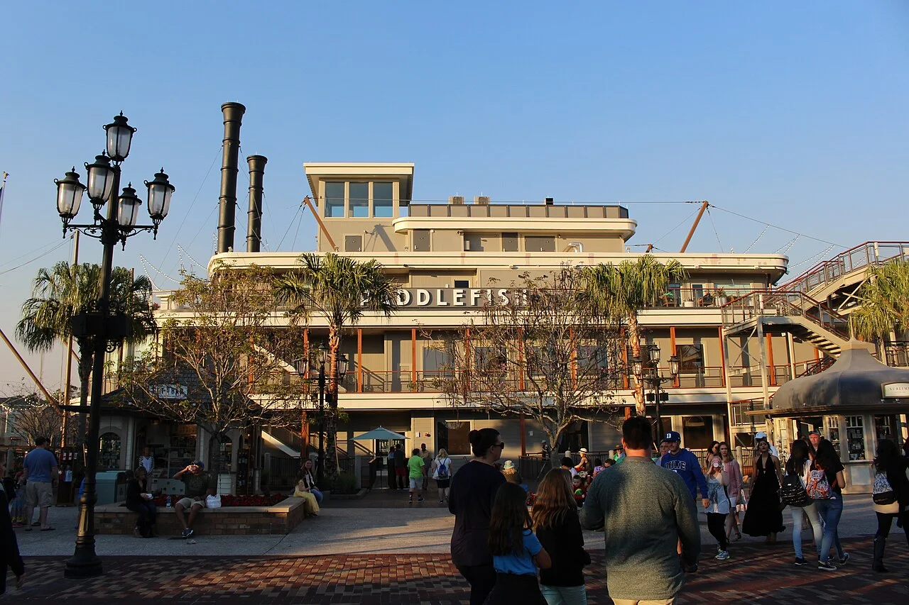 Paddlefish restaurant and waterfront at Disney Springs