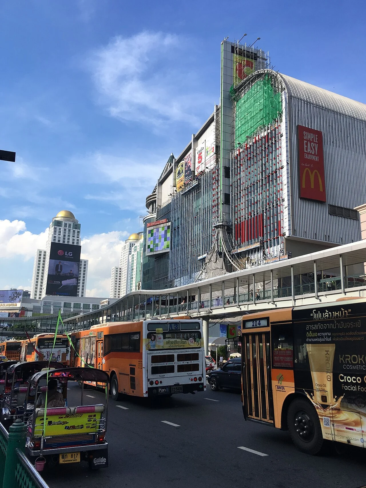 Ratchadamri Road and shopping buildings in central Bangkok