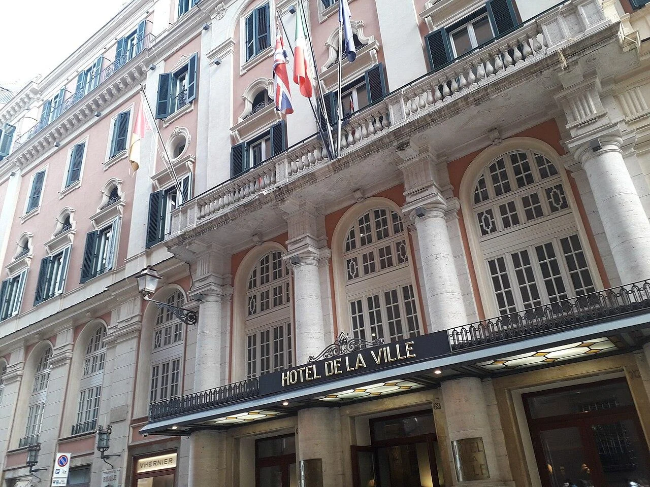 Rocco Forte Hotel de la Ville exterior in Rome